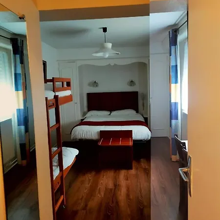 호텔 Le Postillon 2*