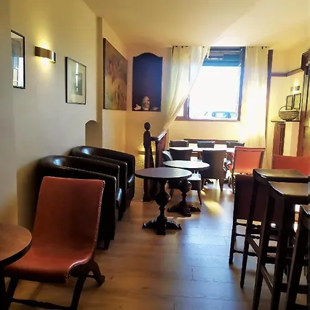 Le Postillon Ξενοδοχείο 2*